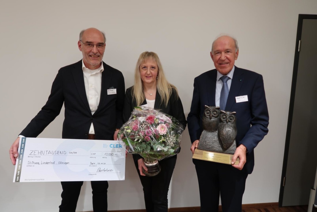 Eulen Award 2.jpg Eulen Award 2.jpg