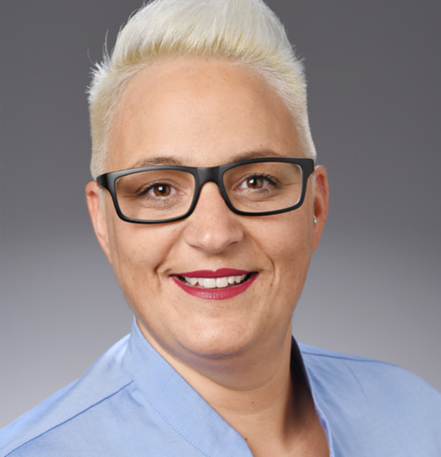 Andrea-Nyffenegger-Bereichsleitung-Pflege.jpg Andrea-Nyffenegger-Bereichsleitung-Pflege.jpg